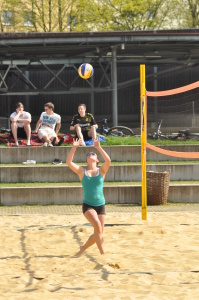 Beachvolleyballfeld auf dem ehem. Gelände der LGS angrenzend der Wohnanlage Petrisberg